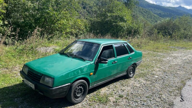 LADA 21099