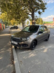 20 год, кондер, планшет хороший, в фарах хорошие линзы, туманки…